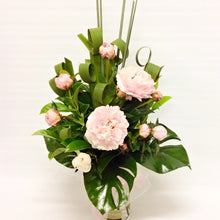 Load image into Gallery viewer, Peony Bouquet in a Vase
